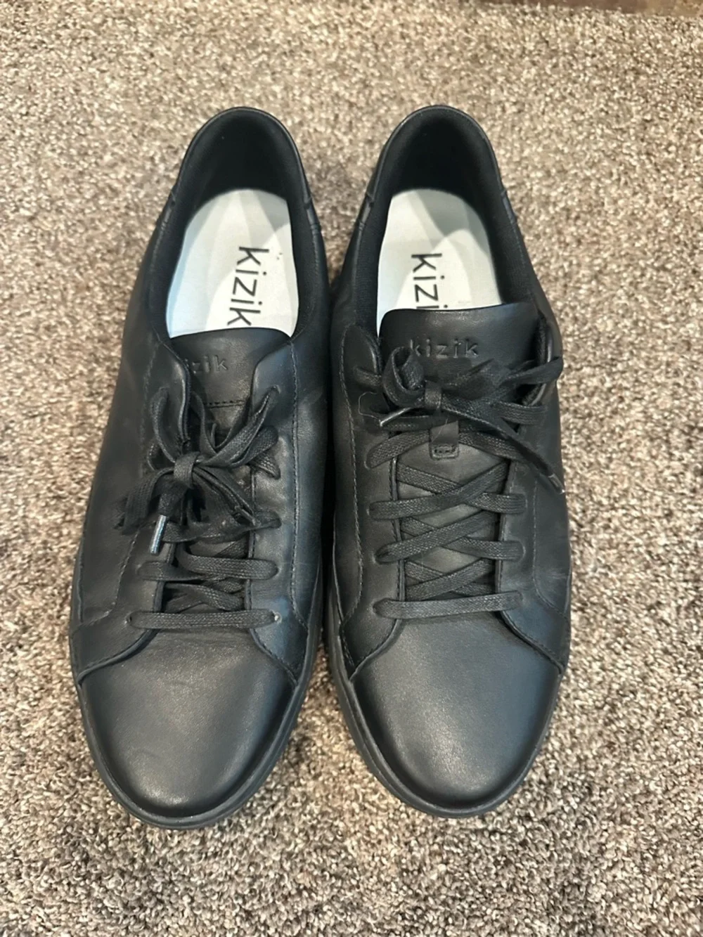 Kizik Vegas Black Leather Hands Free Slip On Sneakers Men 11 Sleek Minimalist
